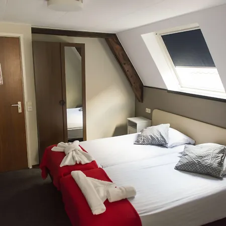 En Grand Cafe De Pauw Hotel 2*