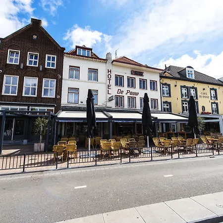 En Grand Cafe De Pauw