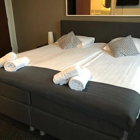 Hotel En Grand Cafe De Pauw Roermond