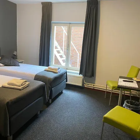 En Grand Cafe De Pauw 2*