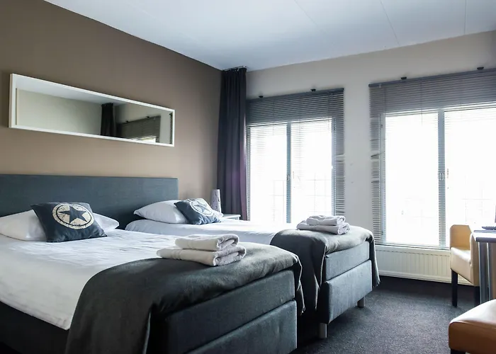 Hotel En Grand Cafe De Pauw 2*