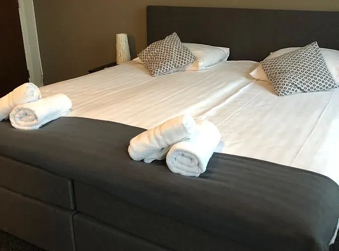 Hotel En Grand Cafe De Pauw Roermond