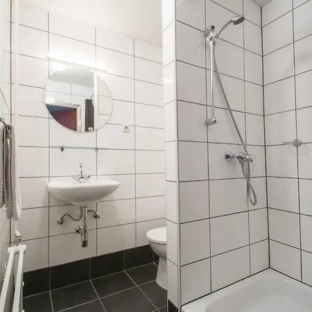 מלון En Grand Cafe De Pauw רורמונד