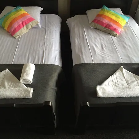 מלון En Grand Cafe De Pauw