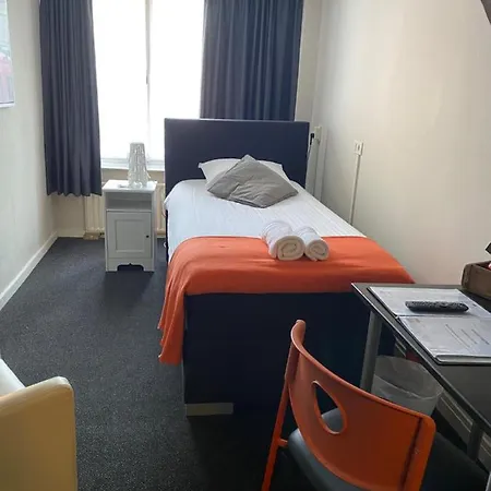 En Grand Cafe De Pauw מלון 2*